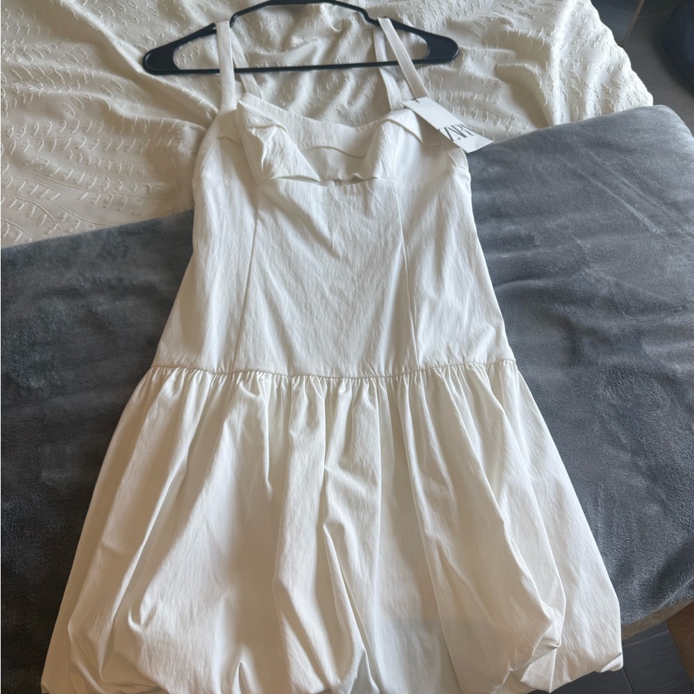 Zara White Midi Dress with Sweetheart Neckline